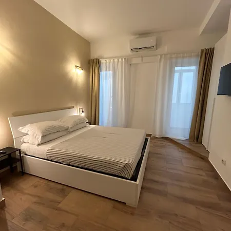 בית הארחה Interno 2 Alle Mura רומא