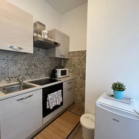 Interno 2 Alle Mura