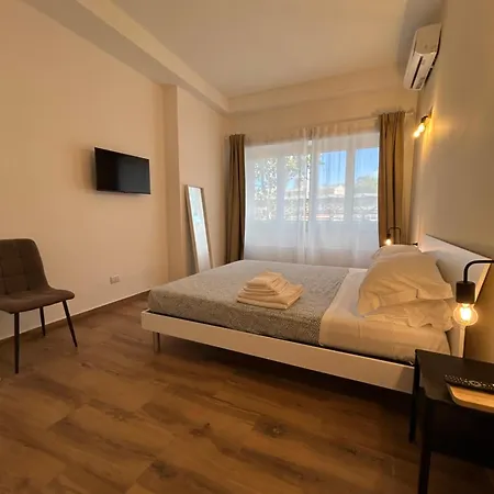 Interno 2 Alle Mura Rome