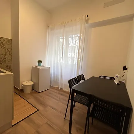 Interno 2 Alle Mura Řím
